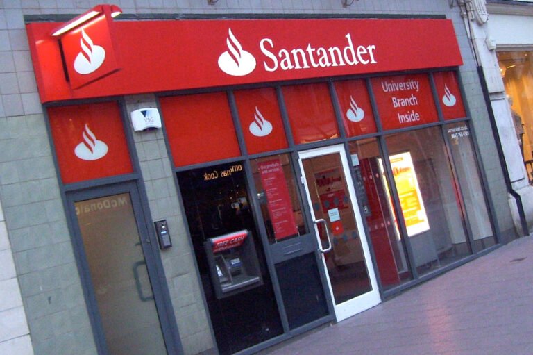 Barclays Potential Acquisition of Santander UK: Full Deal Analysis, Risks & Market Impact