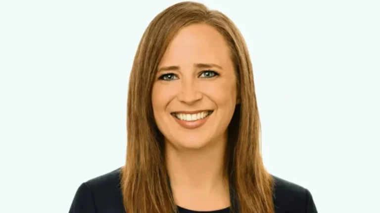 Daniela Elser: Career Journey, Writing Style and Media Influence