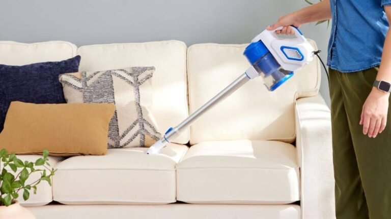 How to Wash Couch Cushion Covers: No Damage & Smooth Result